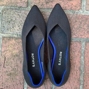 Rothy’s the Point black